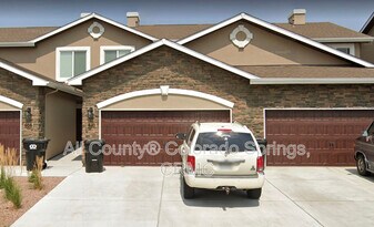 610 Thimbleberry Point in Colorado Springs, CO - Building Photo