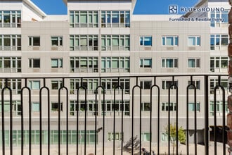 187 Kent Ave in Brooklyn, NY - Foto de edificio - Building Photo