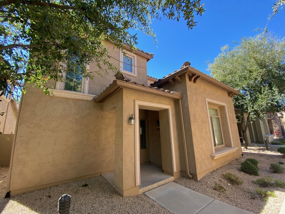 3652 W Bryce Ct in New River, AZ - Building Photo
