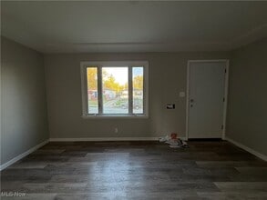 4468 E 156th St in Cleveland, OH - Building Photo - Building Photo