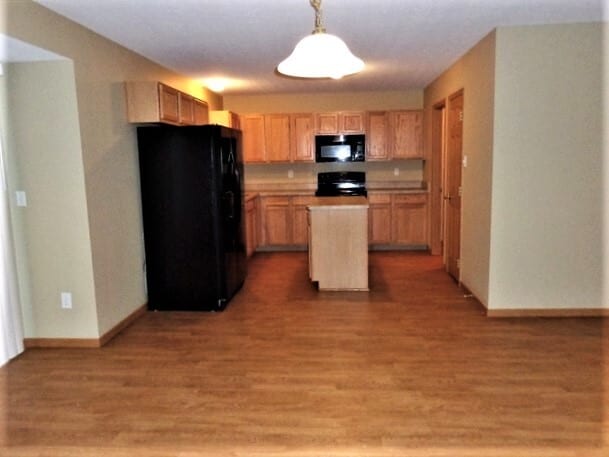 2271 Landcrest Dr in Lancaster, OH - Building Photo - Building Photo