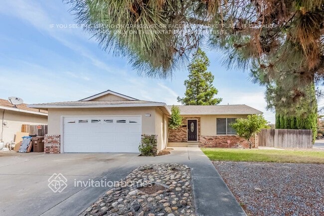 property at 1529 Sandy Ct