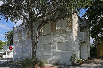 508 Division Ave in West Palm Beach, FL - Building Photo - Building Photo