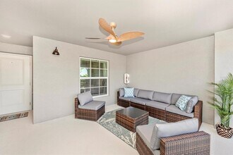 17500 Opal Sand Dr, Unit 204 in Venice, FL - Building Photo - Building Photo
