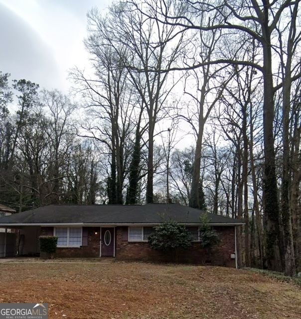 1183 Woodleigh Rd SW in Marietta, GA - Building Photo