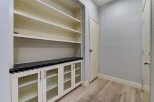 11711 Memorial Dr in Houston, TX - Building Photo