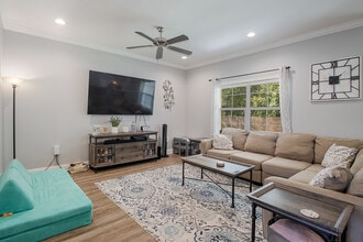 14289 Tori Dawn Ct in Gulfport, MS - Building Photo - Building Photo