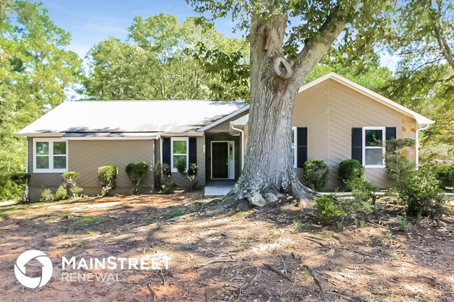 100 Smokemont Dr in Fayetteville, GA - Foto de edificio - Building Photo