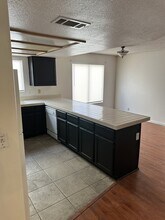 9521 Sunken Reef Cir in Las Vegas, NV - Building Photo - Building Photo