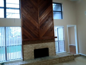 7504 Clover Ln in Watauga, TX - Building Photo - Building Photo