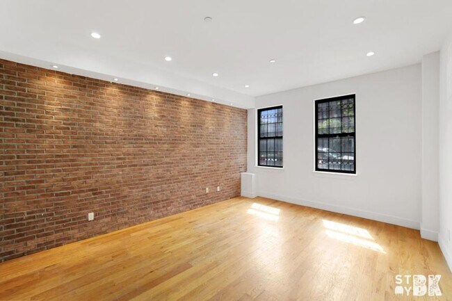 35A Lexington Ave in Brooklyn, NY - Building Photo - Building Photo