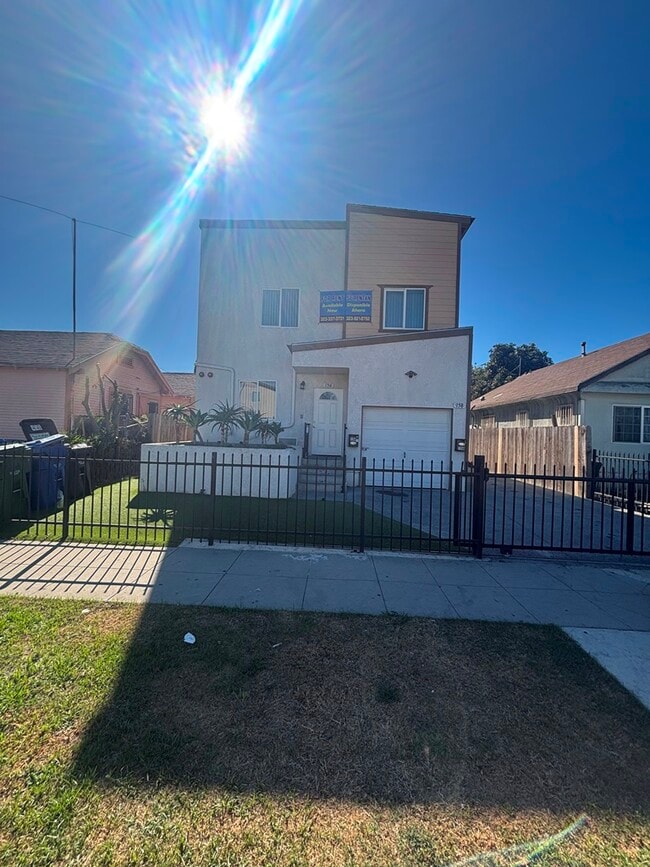 property at 156 W 71st St