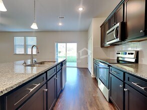 998 Tan Tara Trl in Jacksonville, FL - Building Photo - Building Photo