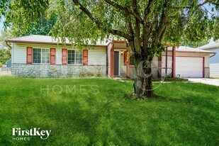 2804 Grassy Creek Dr in Indianapolis, IN - Building Photo