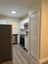 34825 Cutoff Rd in Fruitland Park, FL - Building Photo - Building Photo