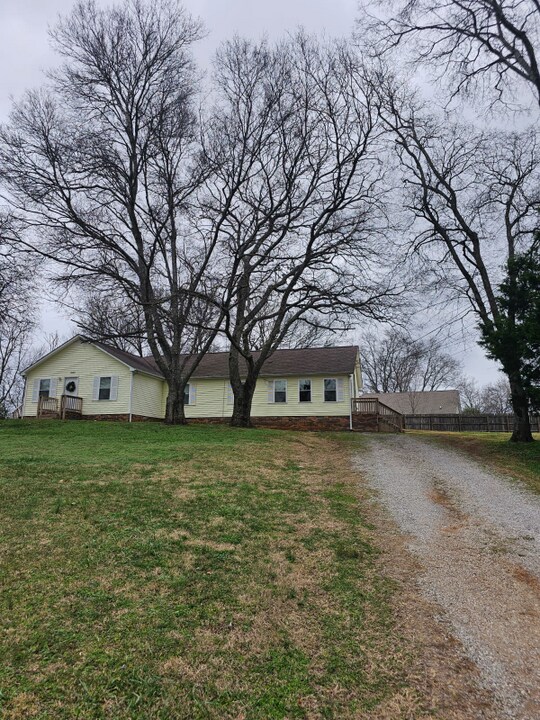 1524 Richmond Rd-Unit -A in Columbia, TN - Building Photo