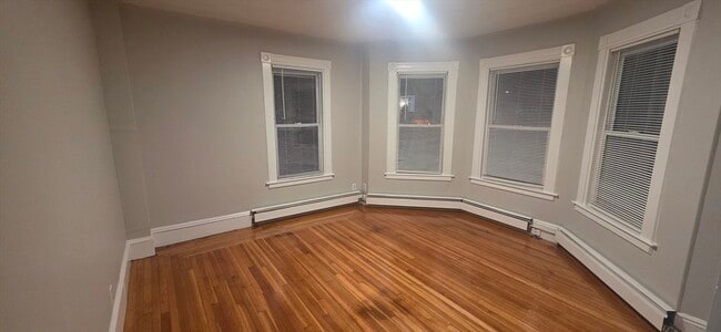 35 Sagamore St in Lynn, MA - Building Photo - Building Photo