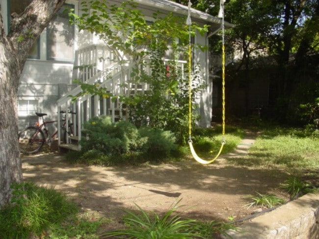 1107 W 22nd St, Unit West22nd#A in Austin, TX - Building Photo - Building Photo