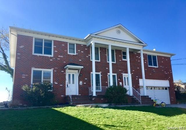 30 New St in Eastchester, NY - Building Photo