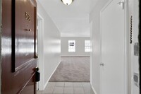 355 N Post Oak Ln in Houston, TX - Building Photo - Building Photo