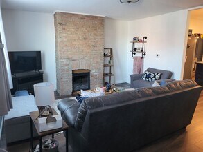 11 Maytide St in Pittsburgh, PA - Building Photo - Building Photo