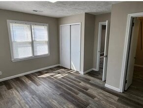 914 N 12th St in Salina, KS - Foto de edificio - Building Photo