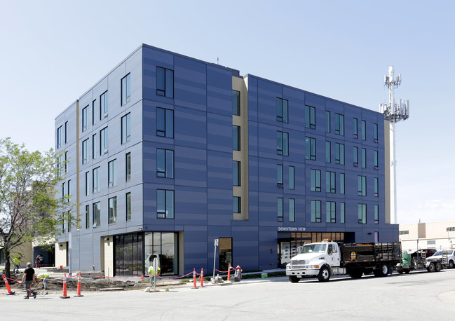 Downtown View Apartments in Minneapolis, MN - Foto de edificio - Building Photo