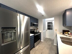 421 Dauphin Ave in Edmond, OK - Building Photo - Building Photo