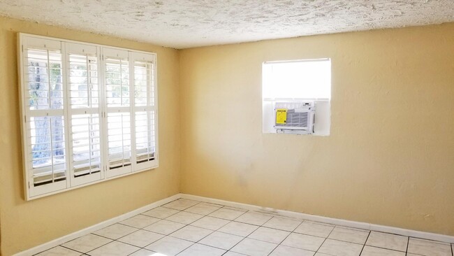 property at 2176 Highland Ave