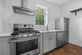 103-105 Broadway in Chelsea, MA - Building Photo - Building Photo