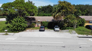 2777 Donald Ross Rd in Palm Beach Gardens, FL - Building Photo - Building Photo