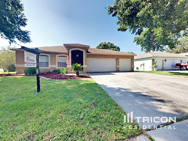 11302 Andy Dr in Riverview, FL - Building Photo - Building Photo