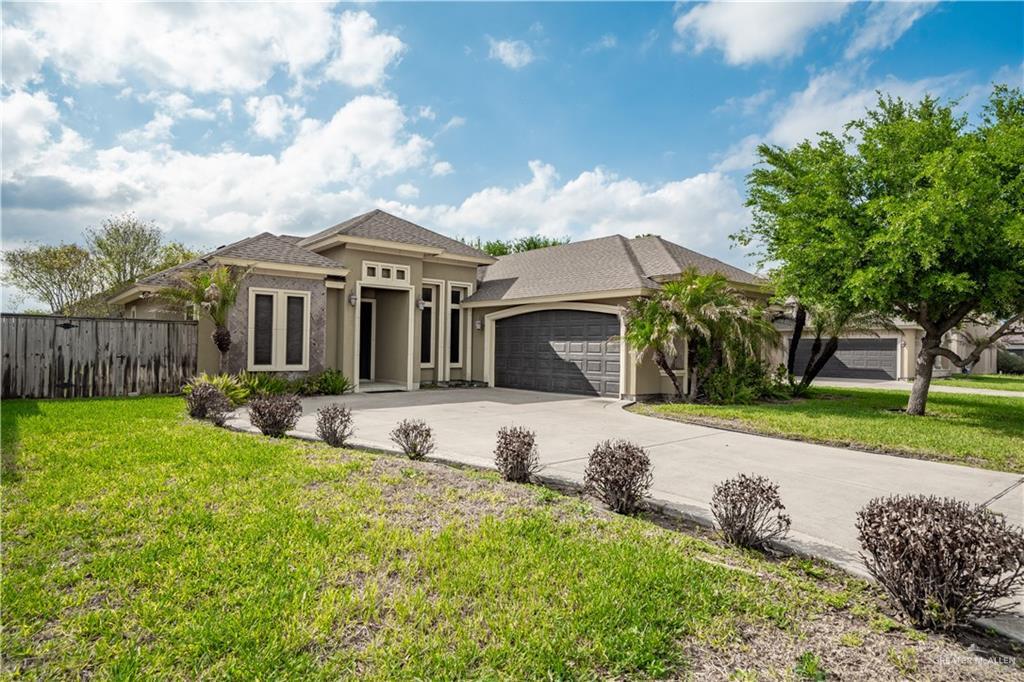 2009 N 45th St in McAllen, TX - Building Photo