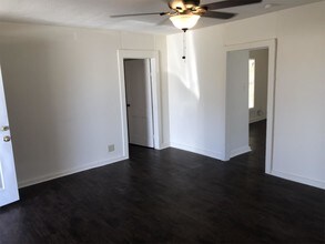 140 E Morris St in Rhome, TX - Building Photo - Building Photo