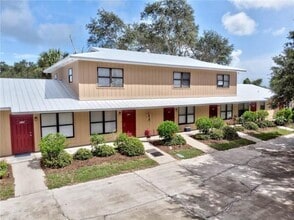 958 Louisiana Ave in Sebastian, FL - Building Photo - Building Photo