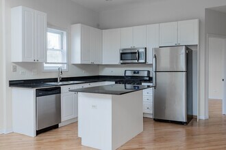 1514 N Wood St in Chicago, IL - Building Photo - Building Photo