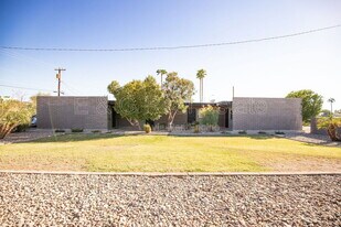 1722 E Ocotillo Rd in Phoenix, AZ - Building Photo