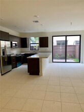 15849 NW 91st Ct in Miami Lakes, FL - Building Photo - Building Photo