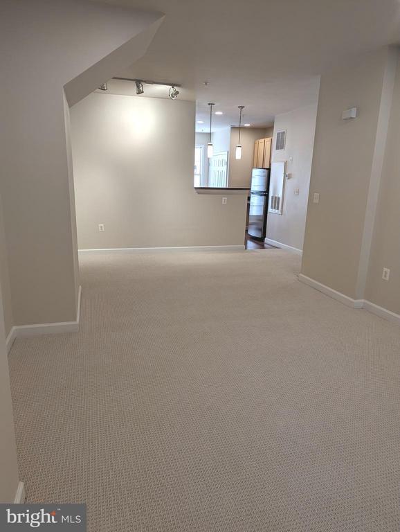 42515 Hollyhock Terrace in Ashburn, VA - Building Photo - Building Photo