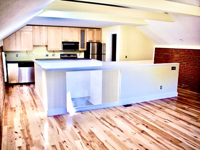 2168 Thurman Ave, Unit East
