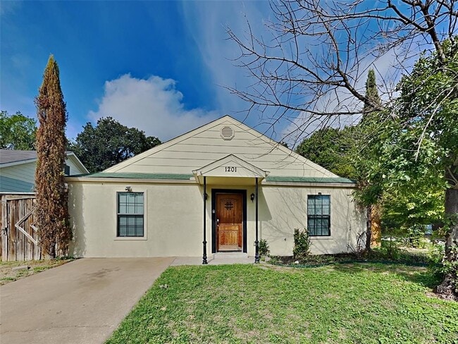 property at 1201 Hilburn Ct