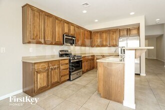 4032 Villa Serena Ln in North Las Vegas, NV - Building Photo - Building Photo