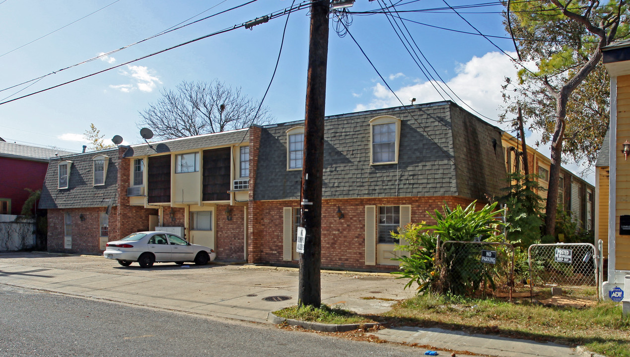 618 Independence St in New Orleans, LA - Building Photo