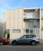 2746 McAllister St in San Francisco, CA - Foto de edificio - Building Photo