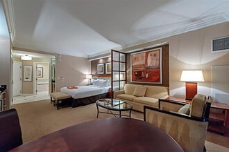 125 E Harmon Ave, Unit #22809 in Las Vegas, NV - Building Photo - Building Photo