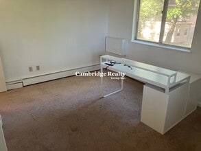 42 Belmont St in Somerville, MA - Foto de edificio - Building Photo