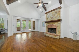 203 Shorthorn St in Cedar Park, TX - Foto de edificio - Building Photo