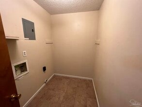 224 Jeffery Ln in Pensacola, FL - Building Photo - Building Photo