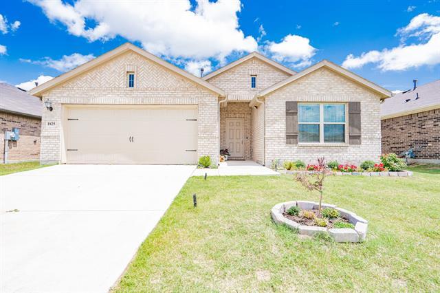 1825 Damianita Dr in Royse City, TX - Building Photo