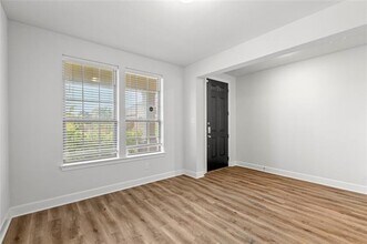 6013 Tavolo Pkwy in Fort Worth, TX - Building Photo - Building Photo